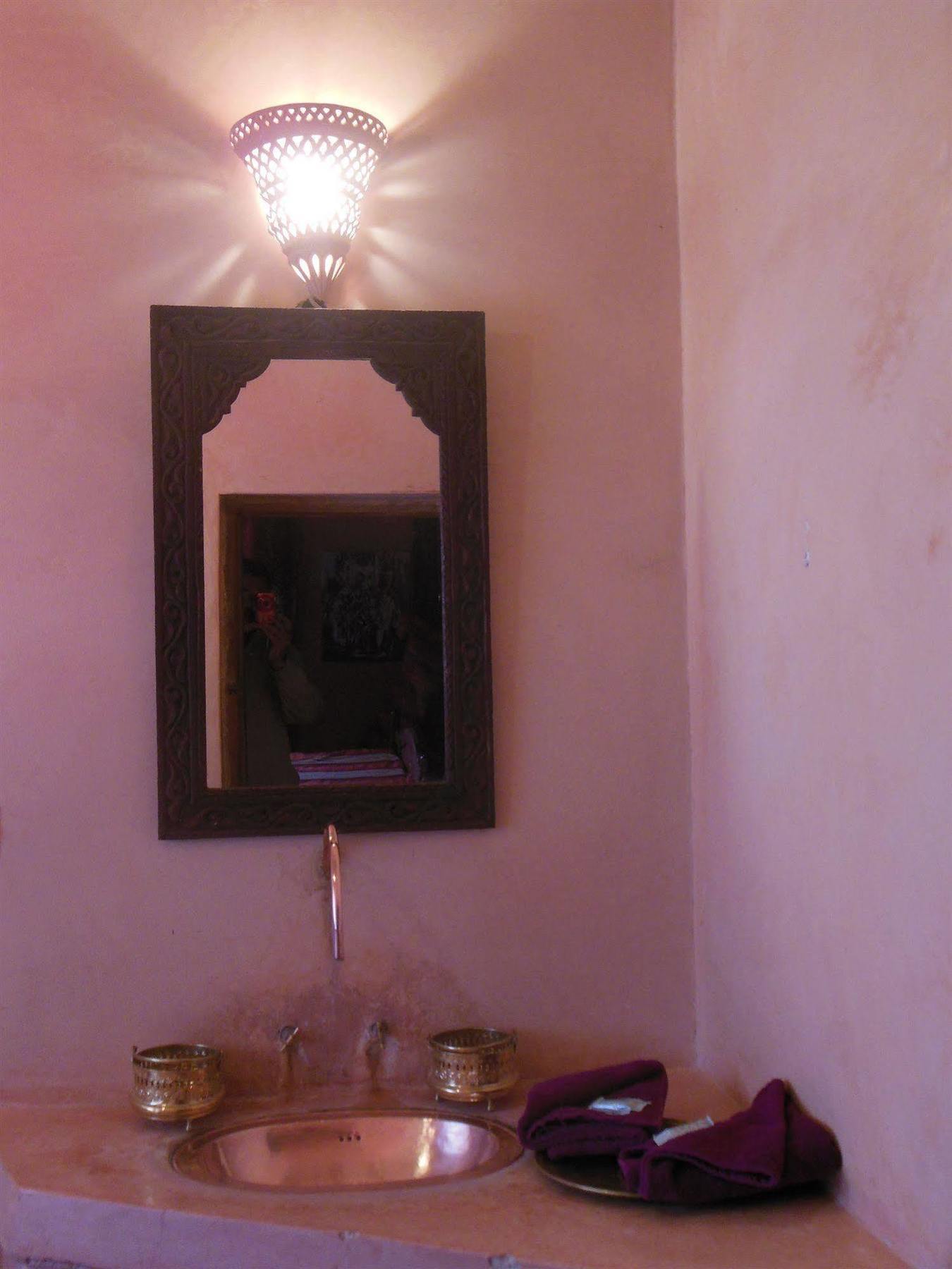 Kasbah Du Peintre Bed & Breakfast เอท เบน ฮัดโด ภายนอก รูปภาพ