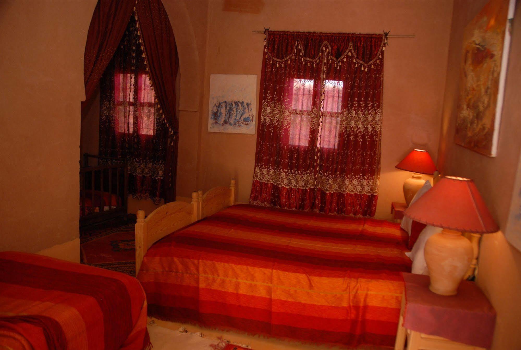 Kasbah Du Peintre Bed & Breakfast เอท เบน ฮัดโด ภายนอก รูปภาพ