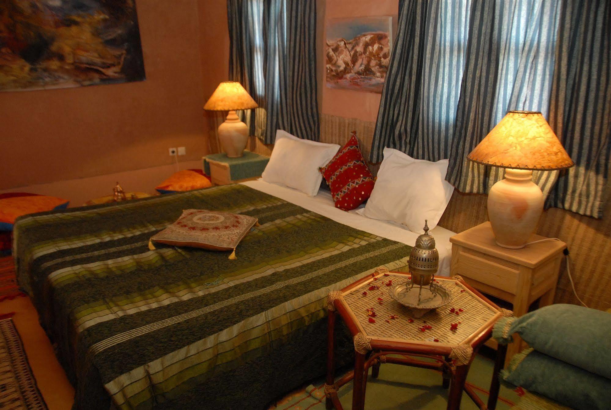 Kasbah Du Peintre Bed & Breakfast เอท เบน ฮัดโด ภายนอก รูปภาพ